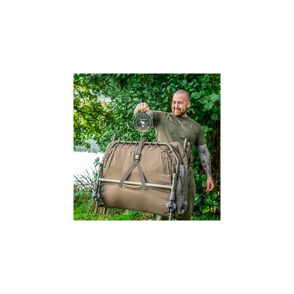 Bedchair Avid Carp Benchmark Lite Memory Foam System – Image 3